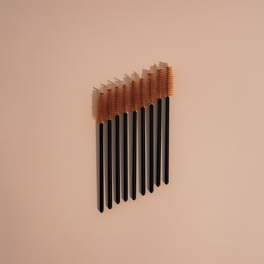Disposable eyelash brushes (50 units).